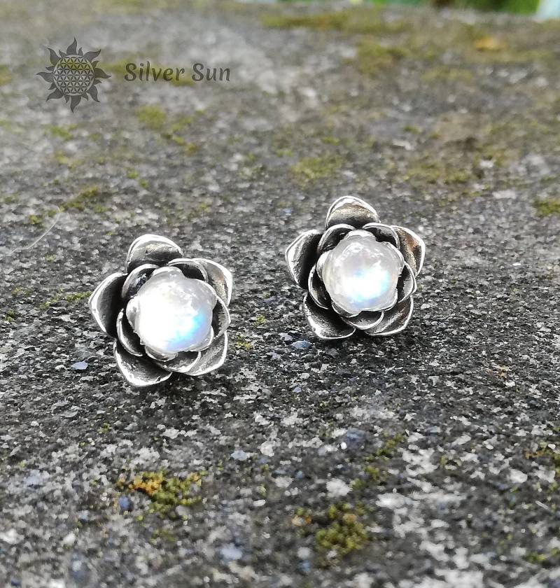Ohrringe Lotus Sterling Silber Regenbogen Mondstein Beinhaltet Markenverpackung Sonnenstil Schmuck Design Handmade Aus Bali von BaliSilverSun