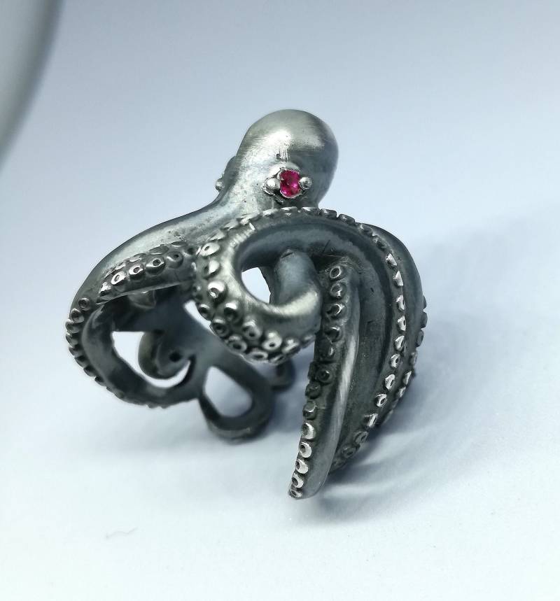 Sterling Silber Oktopus Alt Stil Ring Augen Rosa Rubin Schmuck Design Sonnen Handgefertigt Aus Bali Innendurchmesser Reguliert Freie Größe von BaliSilverSun