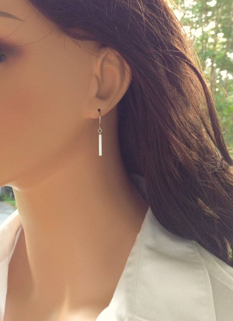 Silber Bar Ohrringe, Kleine Ohrringe Für Teens, Trendy Schmuck, Moderne Kurze von BalmDesigns
