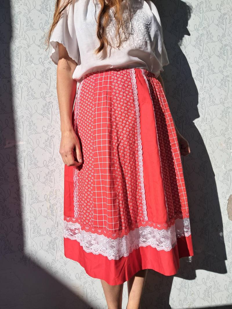 Vintage 70Er Jahre Roter Vichy-Karo Spitze Rock Praire Carefree Fashions Scottsdale Arizona von BalthazarVintage