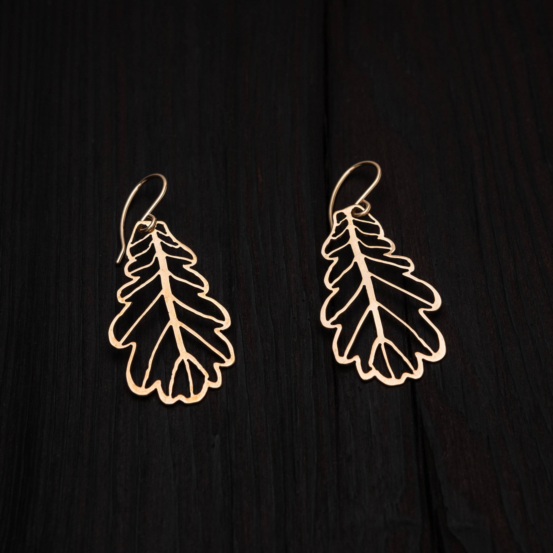 Bronze Eiche Ohrringe || Baum Schmuck Eichenblatt Herbststil Minimal Ohrringe - Wald Inspiration Bronze Eiche Ohrringe || Baum Schmuck Eichenblatt Herbststil Minimal Ohrringe - Wald Inspiration von BalticJewelryLatvia