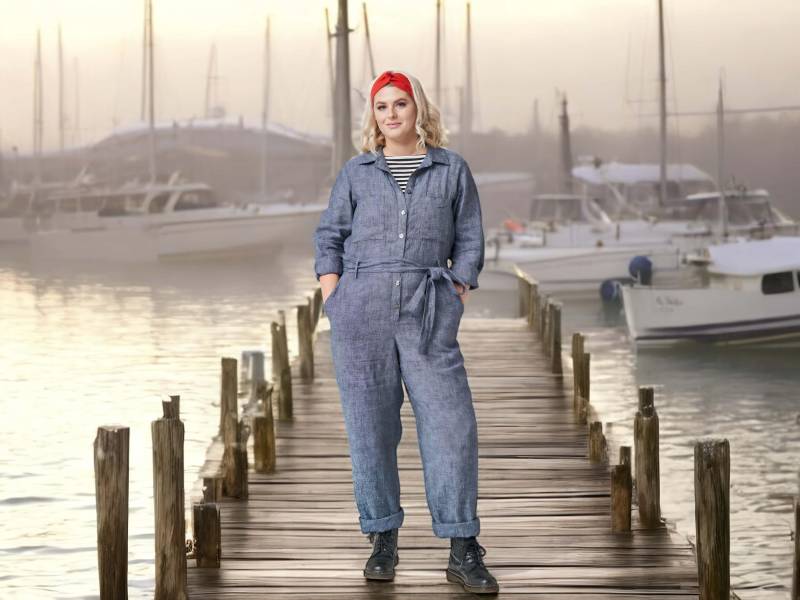 Mühelos Schick Damen Leinen Jumpsuit Und Übergroße Overalls Für Gartenabenteuer von BalticLinenArt