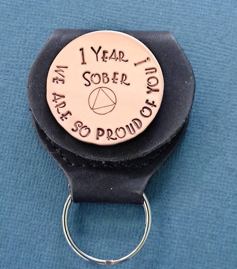 Aa Genesungs-Taschentoken, Nüchternheits-Medaillon-Münze, Nüchternheits-Jubiläumsgeschenk, Handgestempeltes Andenken 12-Schritt-Anonyme von BamBamKreations