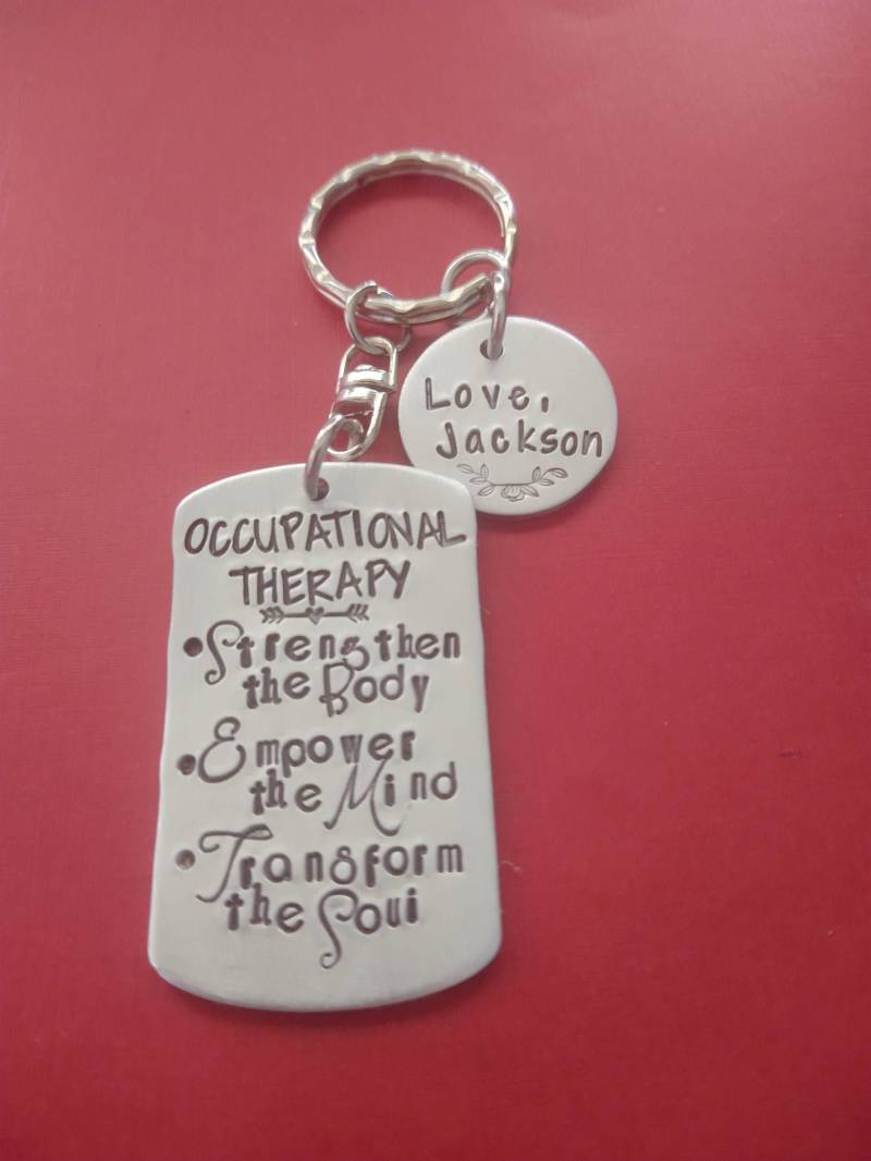 Ergotherapeut Geschenk, Personalisierter Handgestempelter Schlüsselanhänger, Individuell Gravierter Handgestempeltes Ergotherapie von BamBamKreations
