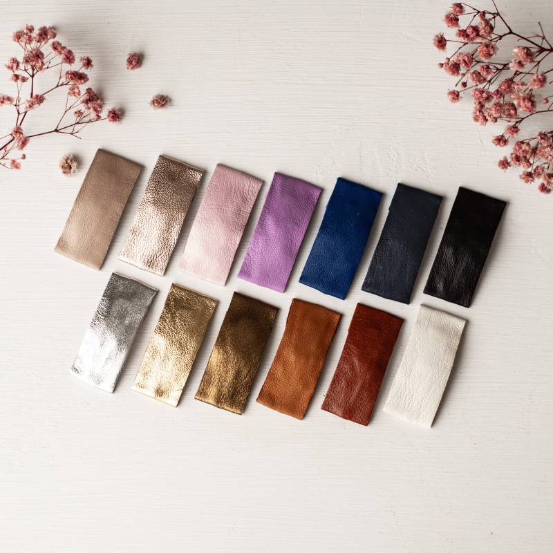 Handgefertigte Haarspange Aus Nappaleder Babyschleife Mit Anti-Rutsch-Griff von BambiLaneAccessories