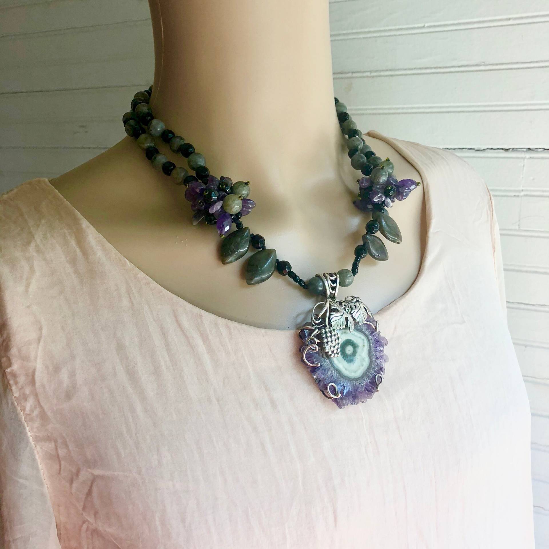 sterling Silber Hand-Gefädelte Labradorit, Schwarzer Achat, & Amethyst Halskette 22 "Länge von BanadosEtshop