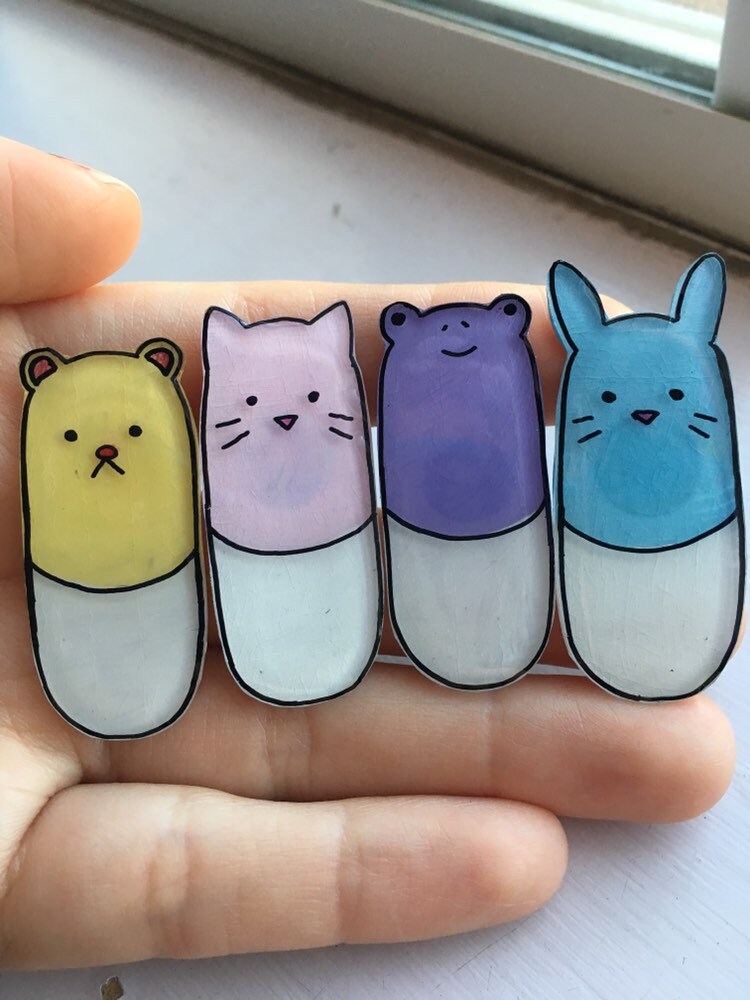 Tier Pill Pin Tier Pill Pin von BananaAndBear
