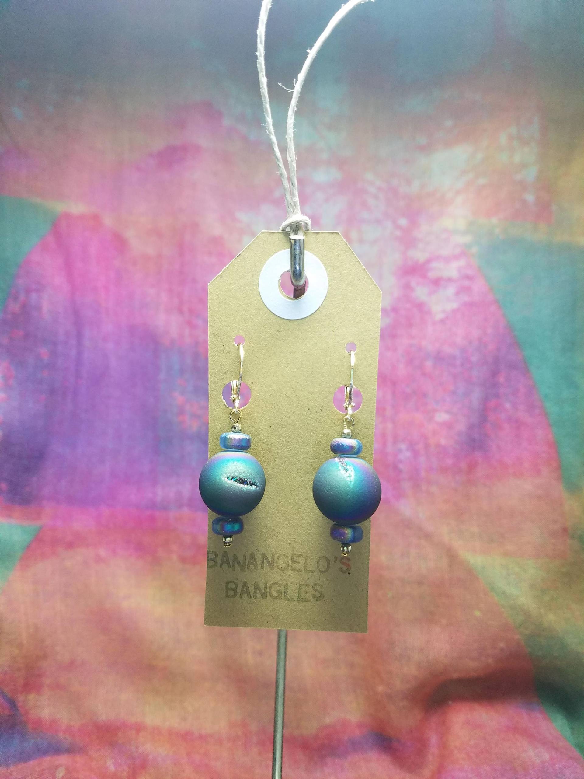 Pfau-Peek-A-Boo Druzy Quarz-Ohrringe Pfau-Peek-A-Boo Druzy Quarz-Ohrringe von BanangelosBangles