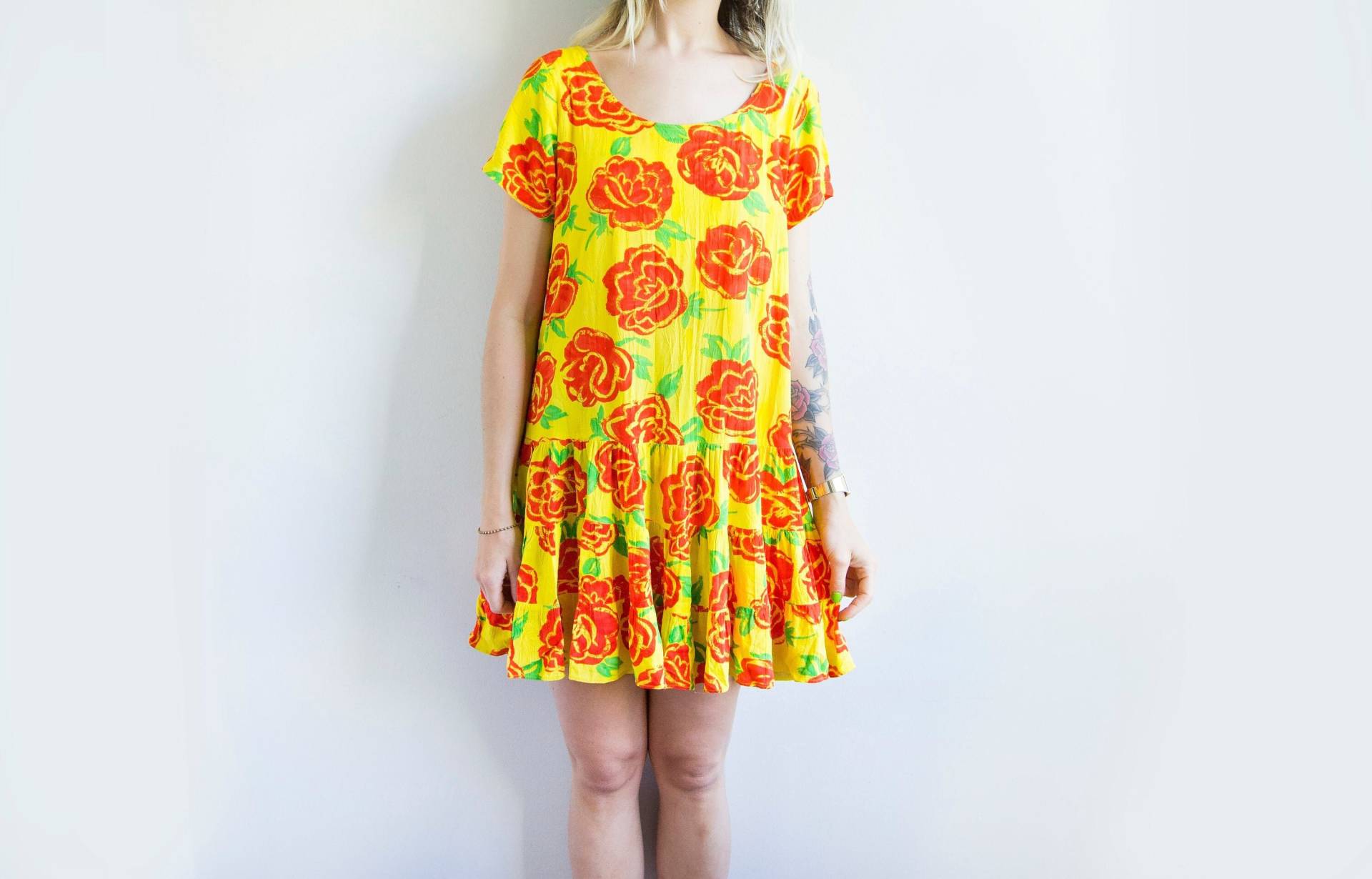 Sommer Kurze Anfang Der 90Er Jahre Kleid Blume Urlaub Top Rosen Shortie Garten Kleider Club von BananiFashion