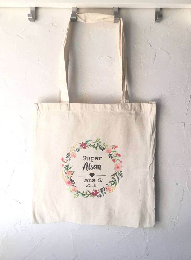 Personalisierte Baumwoll-Tragetasche Als Atsem-Geschenk Personalisierte Baumwoll-Tragetasche Als Atsem-Geschenk von Banasah