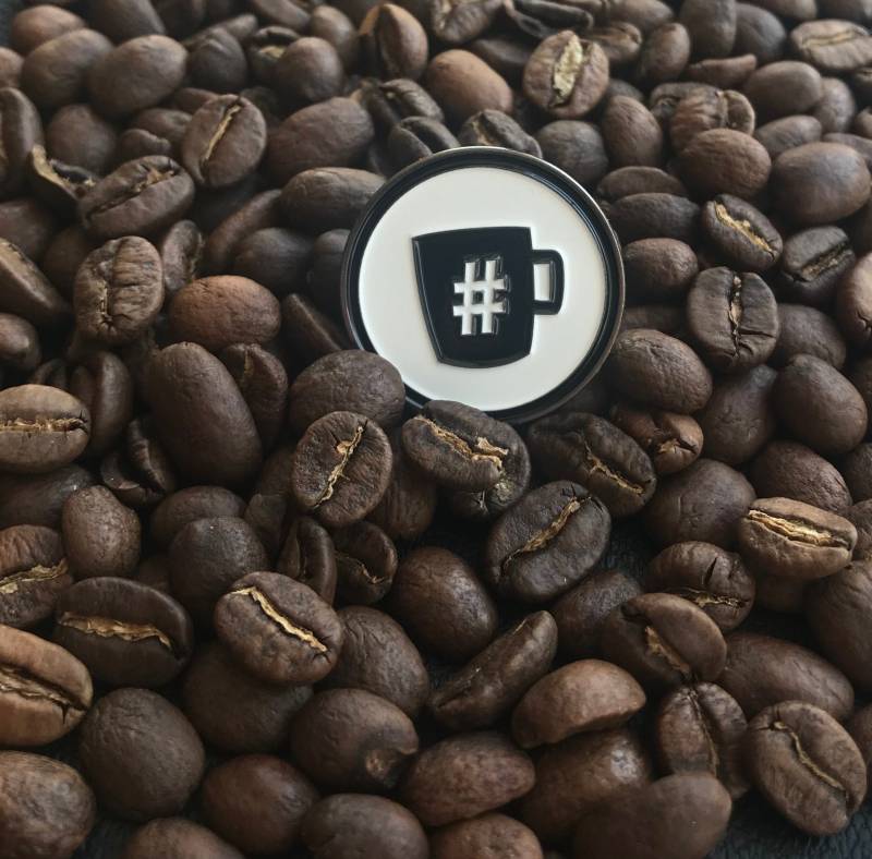 Hashtag Kaffee Emaille Pin von BandedShop