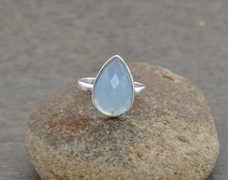 Blauer Chalcedon Edelstein Silber Ring - Massiver 925 Verlobungsring Für Frauen Handgemachter Schmuck Geschenk Sie von BaniThani