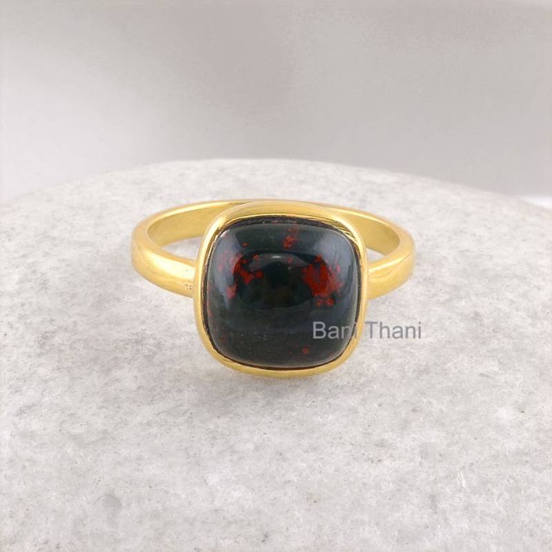 Blutstein 10 Mm Kissen Edelstein Ring - Vergoldeter 925 Sterling Silber Für Damen Jahrestagsgeschenk von BaniThani