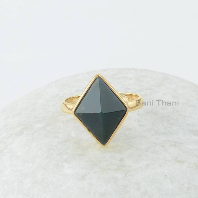 Blutstein Silberring, 10 X 16 Mm Pyramidenform Edelsteinring, 18K Vergoldeter Ring, Silberringe Für Frauen von BaniThani