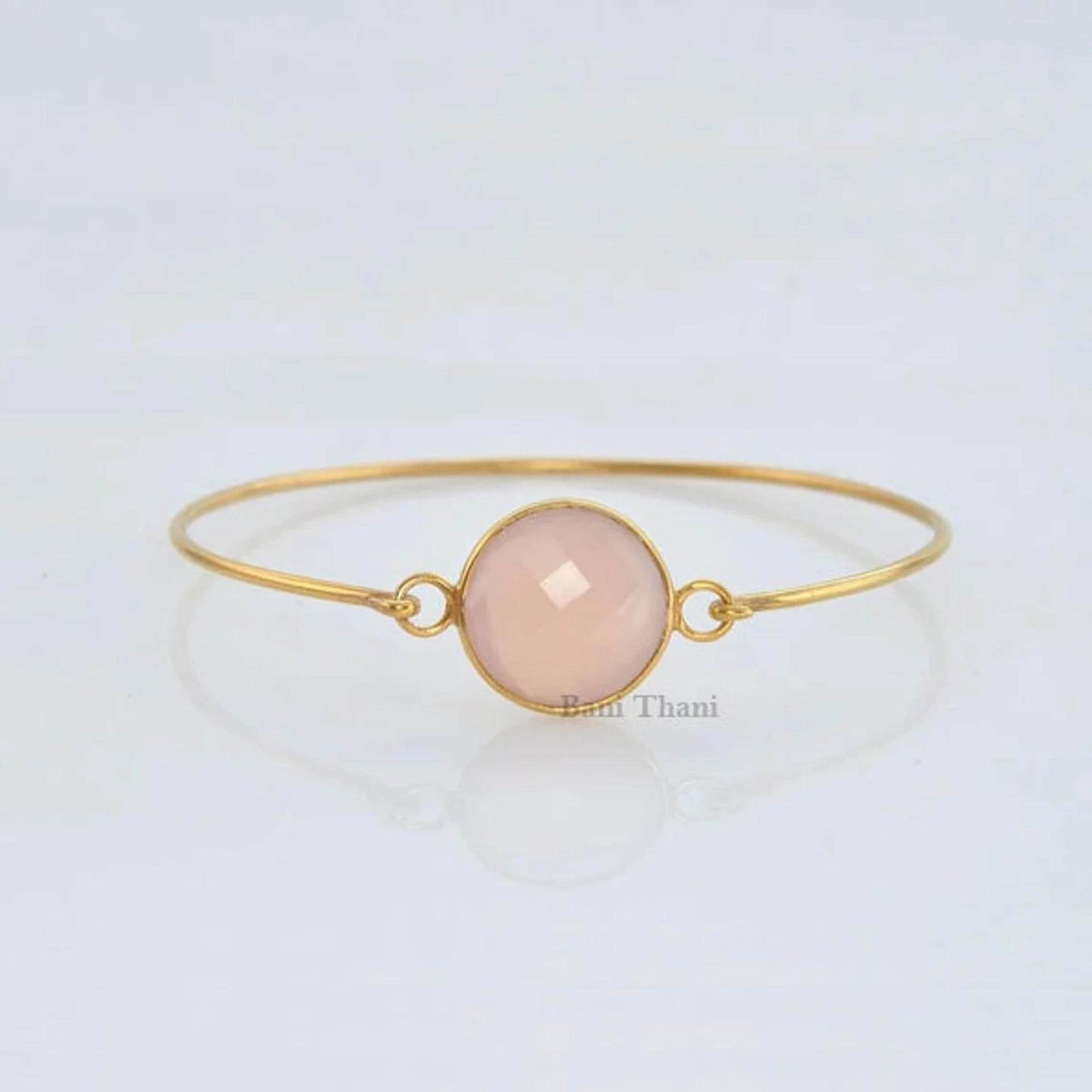 Chalcedon Armband, Rundes Edelstein-Armband, Rosa 15 Mm, Mikron Vergoldeter Lünette Armreif, 925 Sterlingsilber-Armreif-Geschenkschmuck Chalcedon Armband, Rundes Edelstein-Armband, Rosa 15 Mm, Mikron Vergoldeter Lünette Armreif, 925 Sterlingsilber-Armreif-Geschenkschmuck von BaniThani