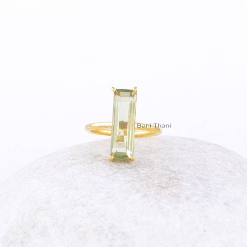 Grüner Amethyst Quarz Ring - Vergoldeter 6 X 18 Mm Baguette Edelstein Sterling Silber Weihnachtsgeschenk Schmuck Für Damen von BaniThani