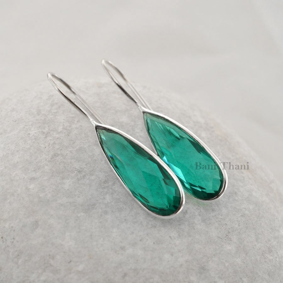 Lange Birnenohrringe Teal Quarz Facettierte Edelstein Ohrringe 925 Sterling Silber Ohrringe, 8 X 25 Mm Größe Ohrhänger Für Geburtstag Jahrestag Lange Birnenohrringe Teal Quarz Facettierte Edelstein Ohrringe 925 Sterling Silber Ohrringe, 8 X 25 Mm Größe Ohrhänger Für Geburtstag Jahrestag von BaniThani