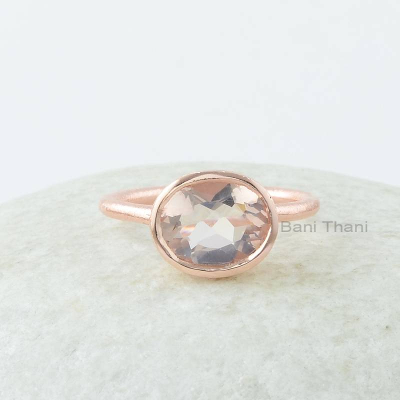 Morganit Ring, Quarz 8 X 10 Mm Oval Form Edelstein Rosévergoldet Lünette 925 Silber Ring von BaniThani