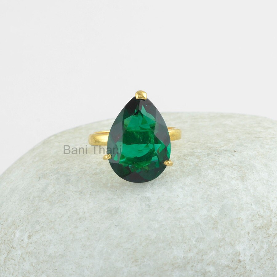 Prong Set Ring-Smaragd Quarz 12 X 16 Mm Birne Edelstein Ring-18K Vergoldetes Sterling Silber Ring-Weihnachtsgeschenk Ring-Verlobungsring von BaniThani