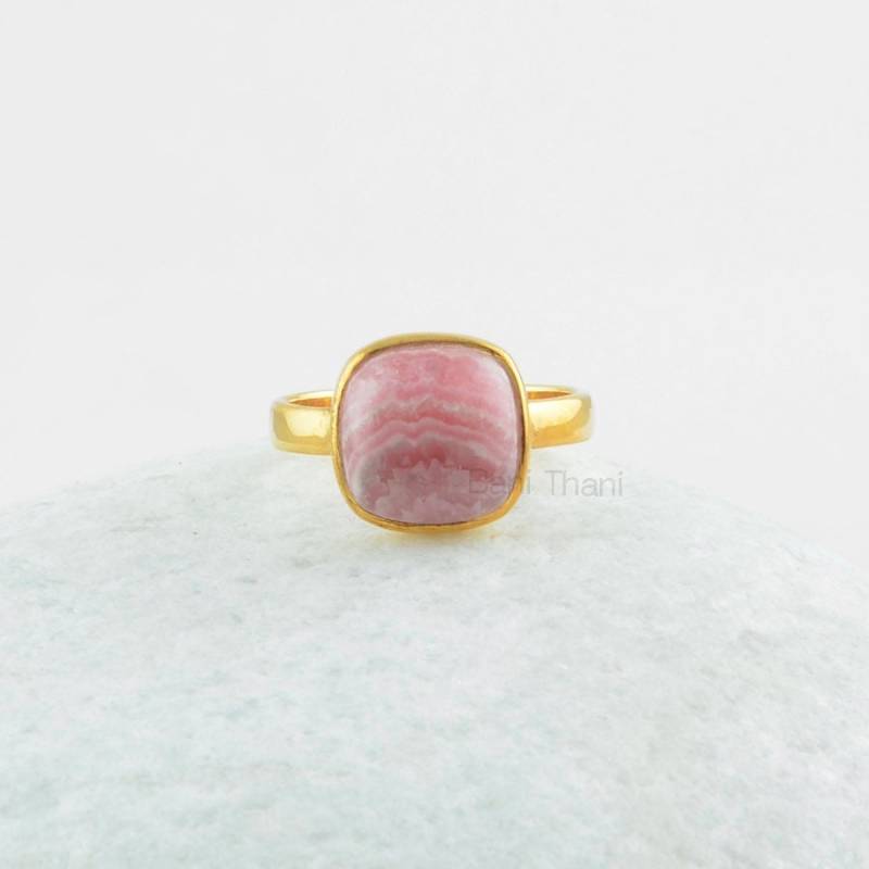 Rosa Rhodochrosit Ring - Reines Silber Handgefertigter Zierlicher Schmuck Abgerundetes Kissen Für Junge Frauen Geschenk Besties von BaniThani