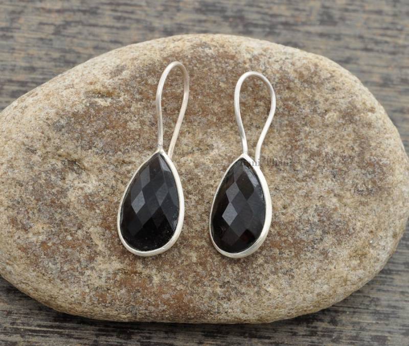 Schöne Rauchquarz 10 X 15 Mm Birne Edelstein Tropfen Ohrringe-925 Sterling Silber Ohrringe-Handmade Haken Ohrringe-Weihnachtsgeschenk Ohrring von BaniThani