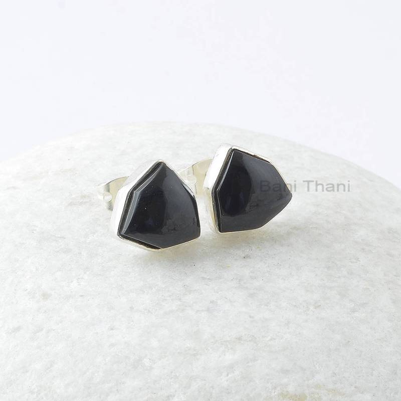 Schwarzer Onyx Silber Ohrringe, Schwarzer 10 X Mm Trillion Hexagon Sterling Edelstein Ohrstecker, Geschenk Für Frauen von BaniThani