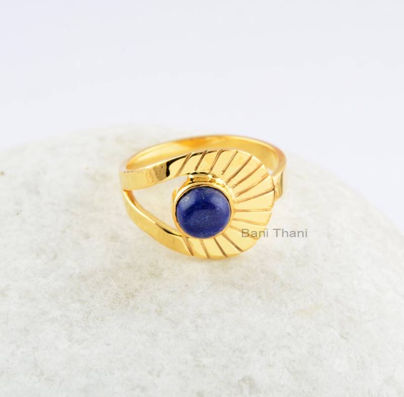 Wunderschöner Lapis Ring-Round 6 X Mm-Silber Ring-Neues Design Ring-Handmade Ring-Edelstein Ring Wunderschöner Lapis Ring-Round 6 X Mm-Silber Ring-Neues Design Ring-Handmade Ring-Edelstein Ring von BaniThani