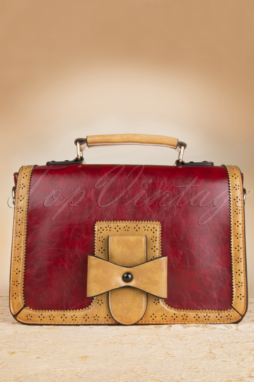 Antike Handtasche in Rot von Banned Retro