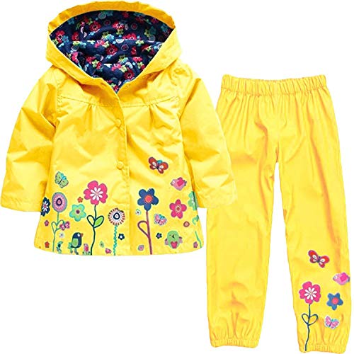 Baotung Kinder Mädchen 2tlg Bekleidungsset wasserdichte Regenjacke Regenanzug Regenmantel mit Kapuze und Blumenmuster + Regenhose, Gelb, Gr.116(Herstellgröße:120) von Baotung