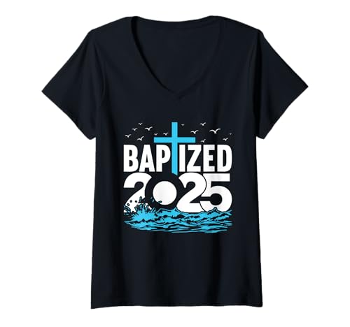 Damen Baptized 2025 Shirt Christian Water Taufe Kirche Gruppe T-Shirt mit V-Ausschnitt Damen Baptized 2025 Shirt Christian Water Taufe Kirche Gruppe T-Shirt mit V-Ausschnitt von Baptized 2025 Designs By ShirtZilla