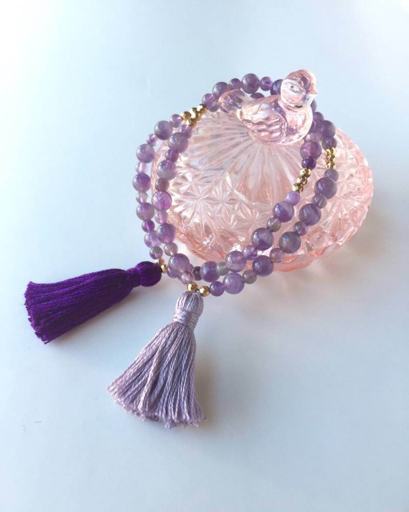 Meditation - Amethystarmband Yoga Schmuck Tasbih Armband Mala Edelstein Perlen Quaste Amethyst von BarakaMalas