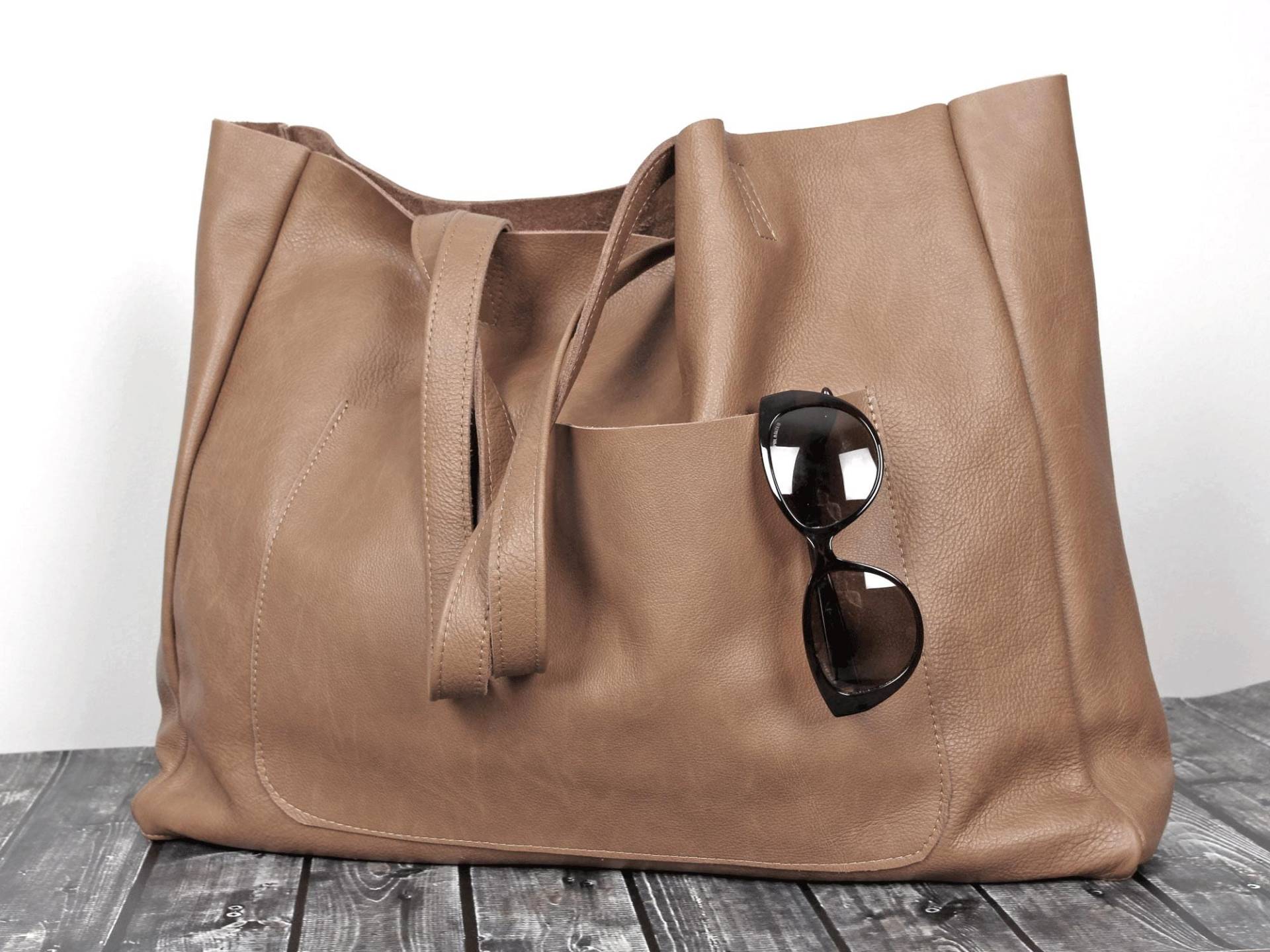 Weiche Ledertasche Camel Übergroße Für Bücher Große Weekender-Tasche Alltagshandtasche Frauen Vollnarbenleder Geschenk Sie von BarbaraLeatherDesign