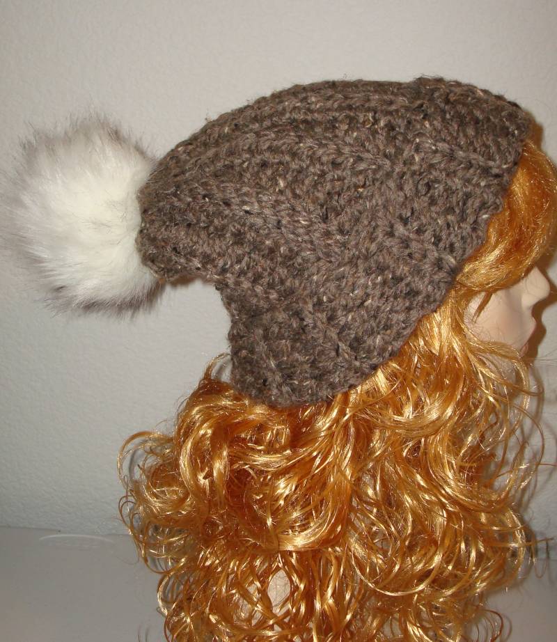 Gehäkelte Bulky Ribbed Winter Snowboarder Slouchy Mütze Mit Pom Pom/Wintermütze/Warme Weiche Mütze/Barley/Kunstfell Weiß Pom/Herbst Mütze/Skihut Gehäkelte Bulky Ribbed Winter Snowboarder Slouchy Mütze Mit Pom Pom/Wintermütze/Warme Weiche Mütze/Barley/Kunstfell Weiß Pom/Herbst Mütze/Skihut von BarbiesCraftingNook