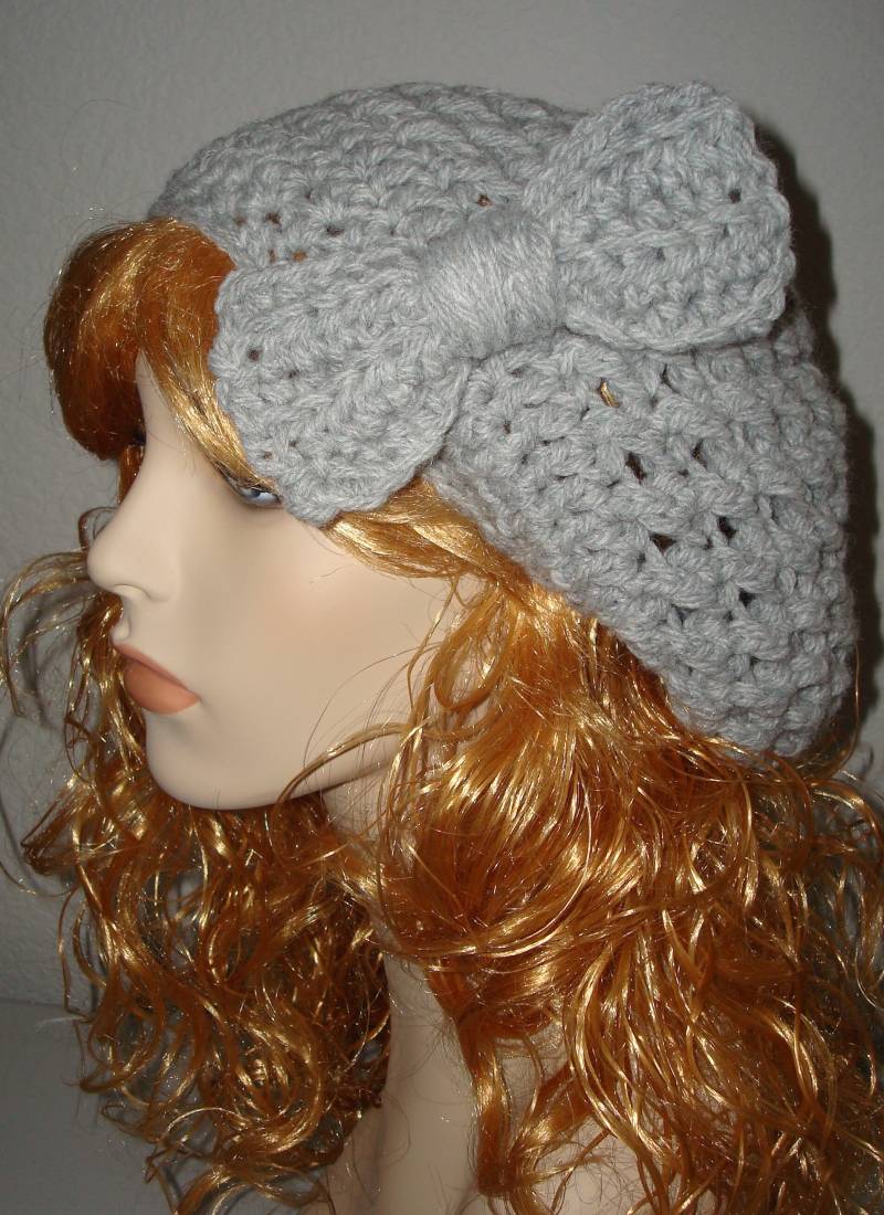 Oversized Winter Slouchy Crisscross Barett Hellgrau Mit Abnehmbarer Schleife/Winter Tam/Bulky Beret/Tam/Warm Chunky Beret/Fall Beret Oversized Winter Slouchy Crisscross Barett Hellgrau Mit Abnehmbarer Schleife/Winter Tam/Bulky Beret/Tam/Warm Chunky Beret/Fall Beret von BarbiesCraftingNook