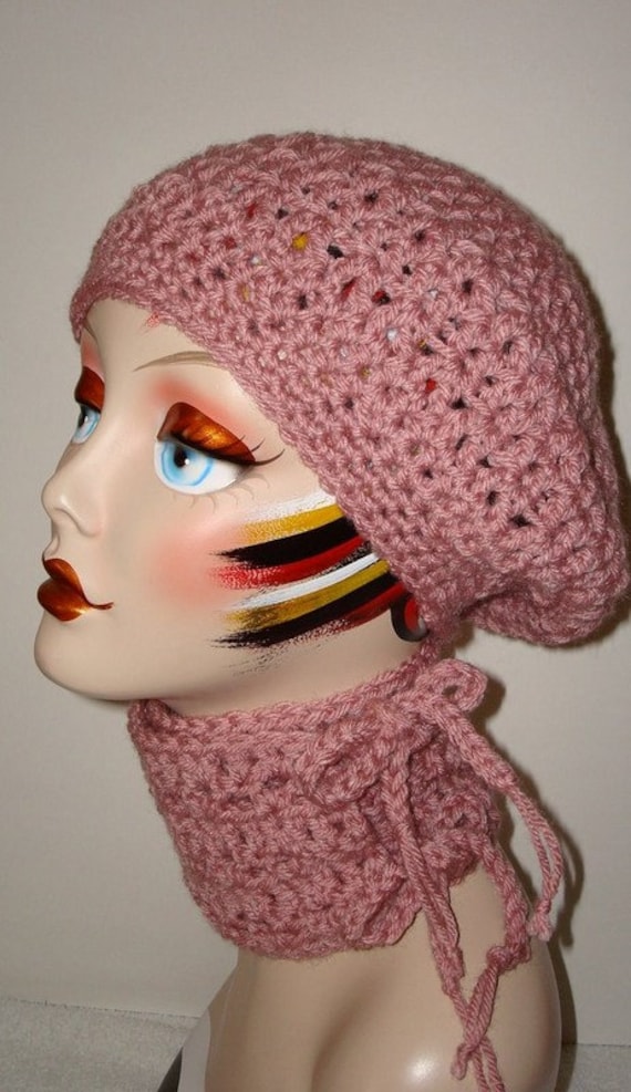 Räumung/Hand Gehäkelte Antike Rose Tam Baskenmütze Mit Hals Manschette Set/Baskenmütze/Tam/Damen Accessoires/Mode/Frühling Accessoires/Teen von BarbiesCraftingNook