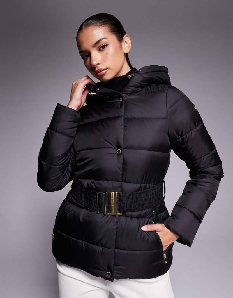 Barbour International - Pufferjacke in Schwarz mit Gürtel und Kapuze mit Leopardenmuster-Detail von Barbour International