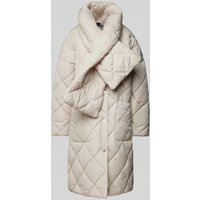 Barbour Steppmantel mit Label-Stitching Modell 'Brigitte' in Offwhite, Größe 42 von Barbour