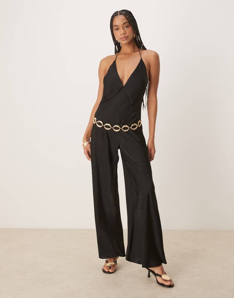 Bardot - Keaton - Neckholder-Jumpsuit in Schwarz von Bardot