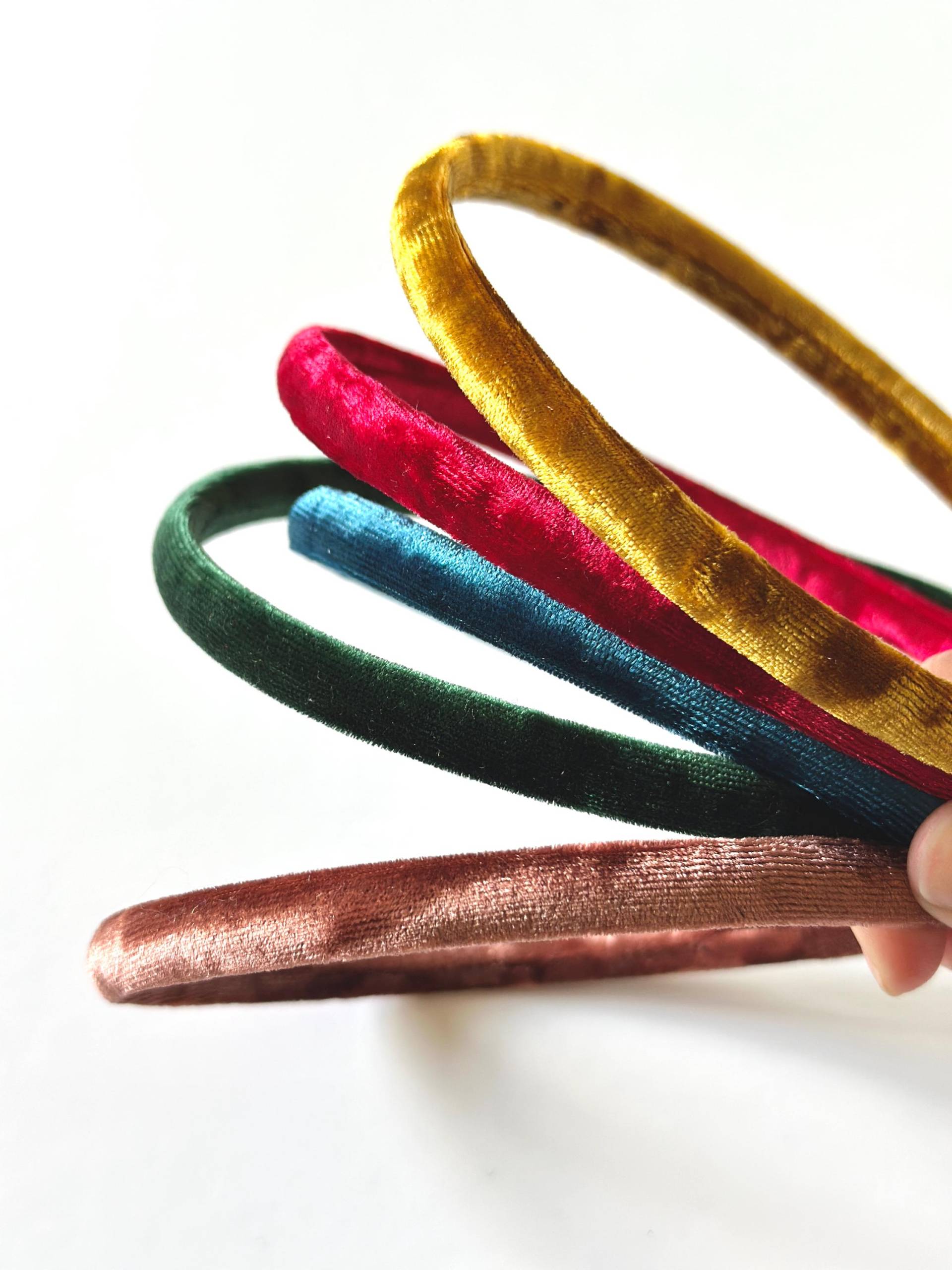 Crushed Samt Skinny Stirnband | Dünnes Bequem Luxus Hergestellt Auf Bestellung in Den Usa von BardotBowGallery