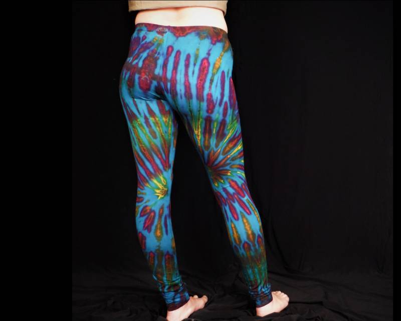 Kleinere Größe Handgemachte Leggings Yogahose Damen Herren Unisex Meggings Blau Tie Dye Gemusterte Übungshose von BareCanvasClothing