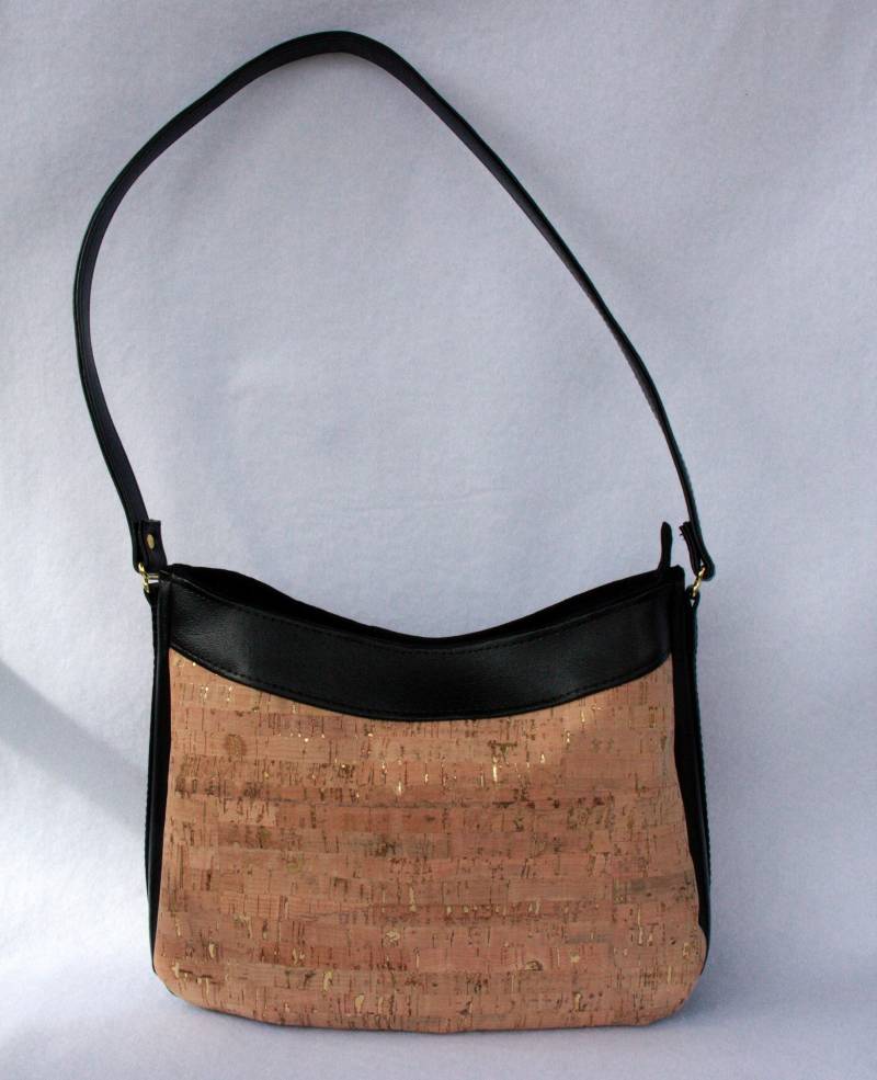 Gold Kork Geldbörse Mit Schwarzem Vinyl/Faux Leder - Schwarz Und Tasche Gold Kork Geldbörse Mit Schwarzem Vinyl/Faux Leder - Schwarz Und Tasche von BarefootBagShop