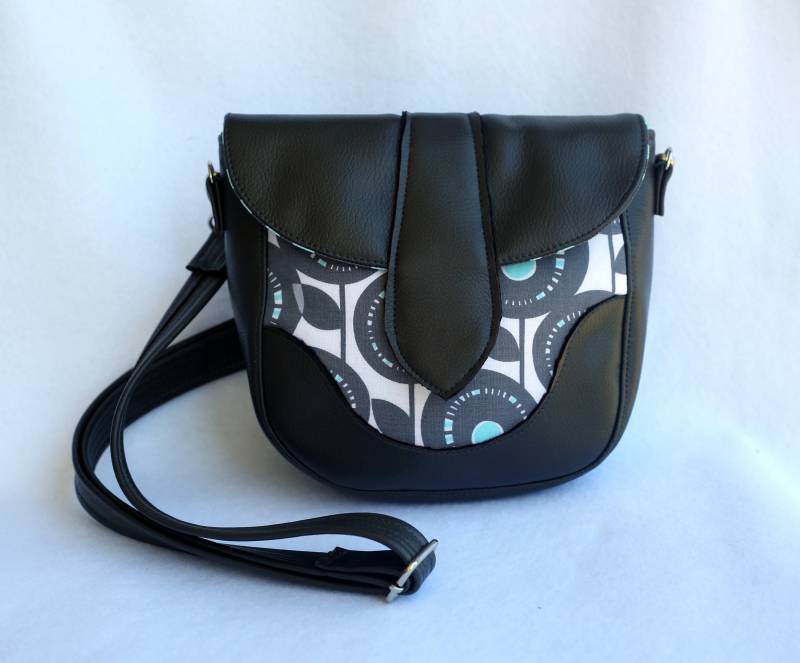 Kleine Umhängetasche - Grau Und Petrol/Vinyl Kunstleder Tasche Kleine Umhängetasche - Grau Und Petrol/Vinyl Kunstleder Tasche von BarefootBagShop