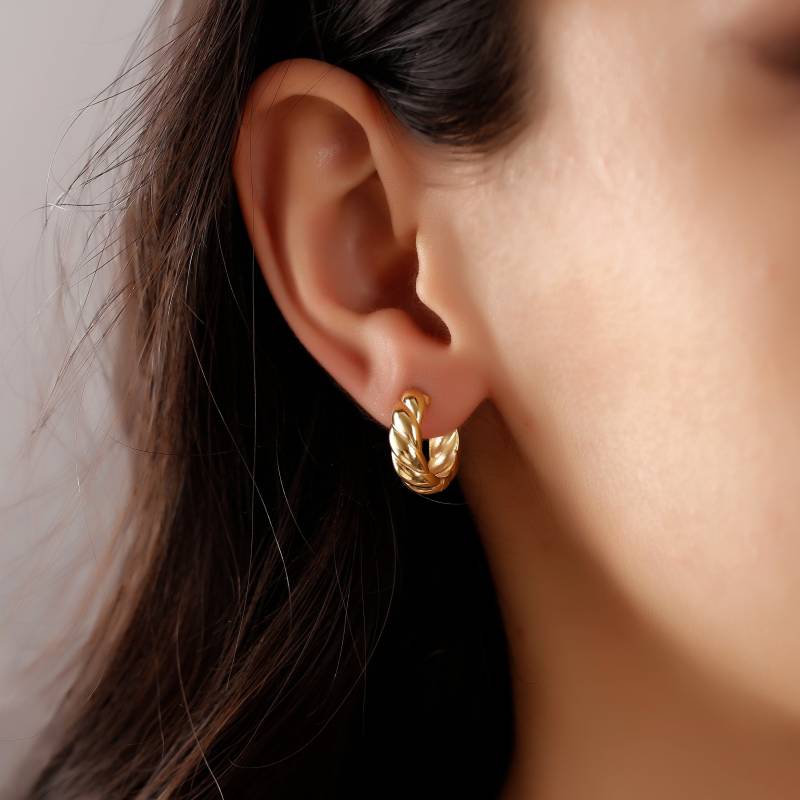 14K Gold Croissant Creolen Handgemachte Spiral Schmuck von BarleyGoldJewelry