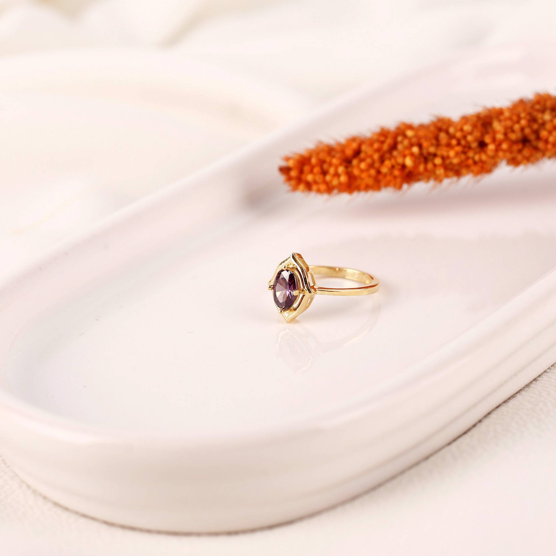 Oval Amethyst Goldring, 18K Ehering, 14K Versprechensring, Jubiläumsring, Muttertag von BarleyGoldJewelry