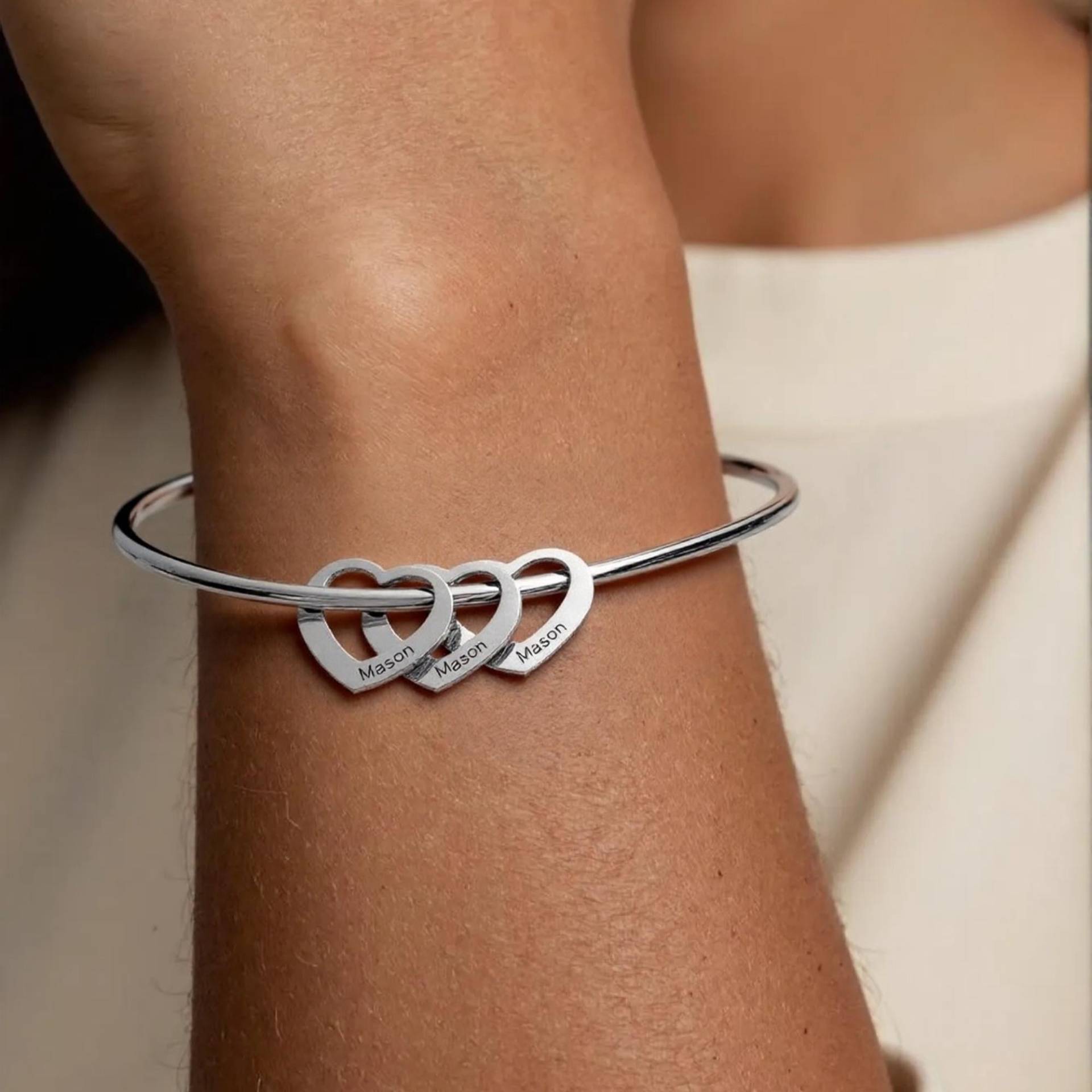 Customized Name Bracelet, For Mother, Bestie, Sister, Birthday Gift, Minimalist Bracelet With Name, Family Name Necklace Customized Name Bracelet, For Mother, Bestie, Sister, Birthday Gift, Minimalist Bracelet With Name, Family Name Necklace von BaronshopStudio