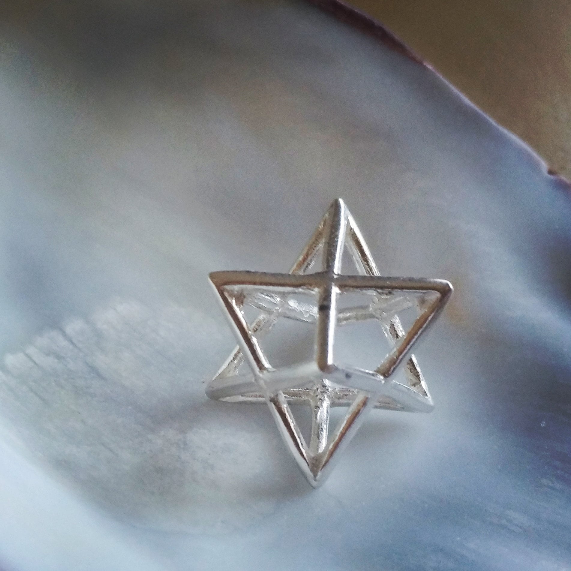 Sterling Silber Merkaba Anhänger Sterntetraeder Halskette, Meditationsschmuck Sterling Silber Merkaba Anhänger Sterntetraeder Halskette, Meditationsschmuck von BarrDesigns