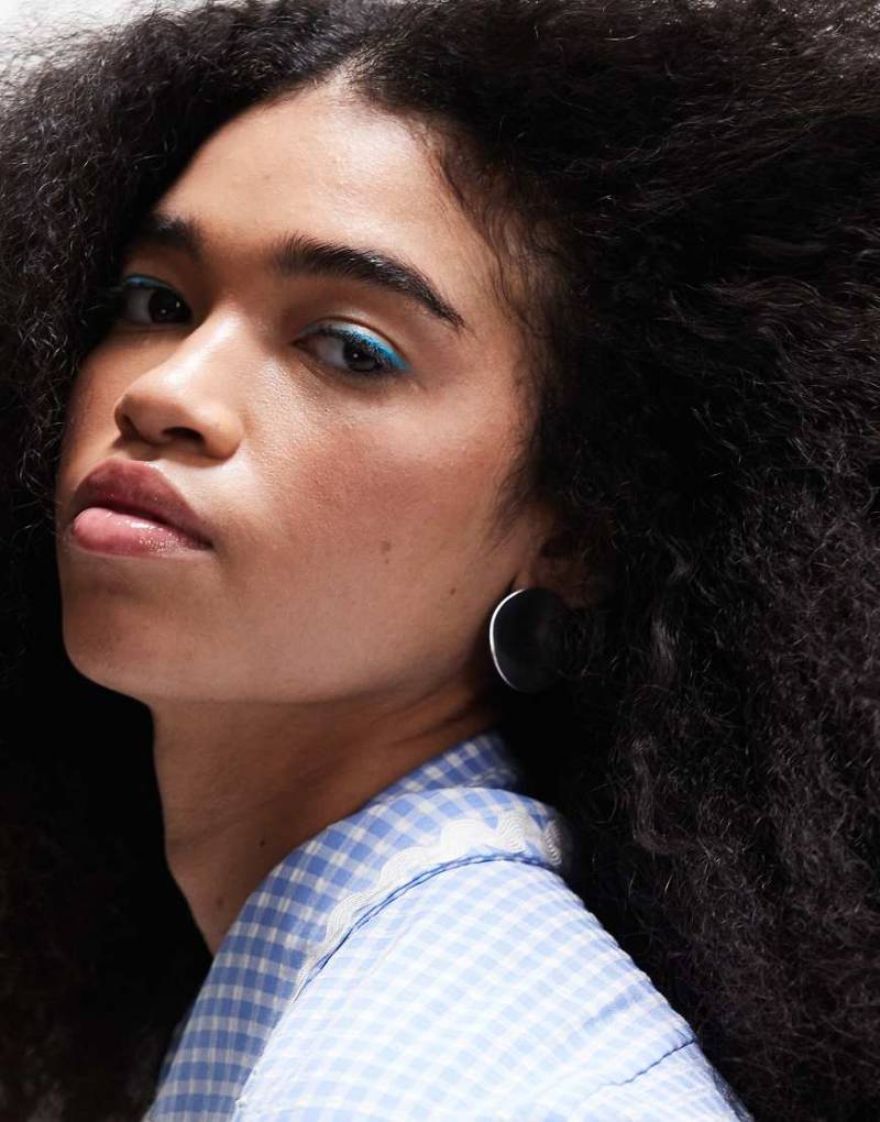 Barry M - Hi Vis Bold - Wasserfester Eyeliner - Glow Stick-Blau von Barry M