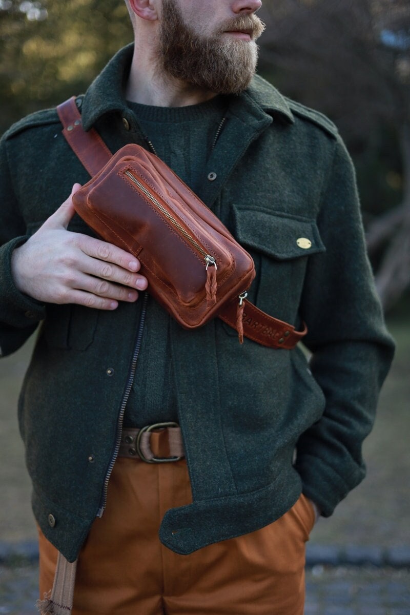 Gürteltasche Aus Leder, Umhängetasche Für Herren, Damen von BartBag