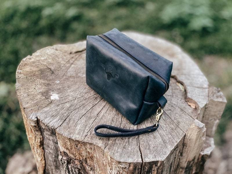 Personalisierte Leder-Dopp-Kit-Tasche - Individuelle Kulturtasche Mit Monogramm Für Männer, Ideales Reisegeschenk Ihn von BartBag