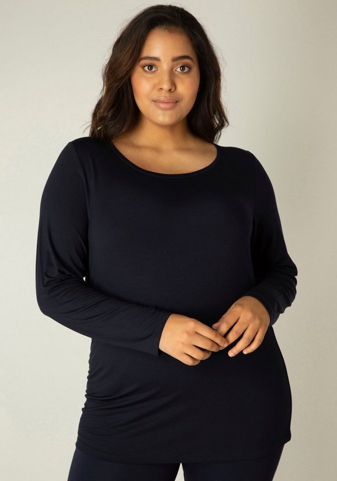 Base Level Curvy Langarmshirt mit Rundhalsausschnitt von Base Level Curvy